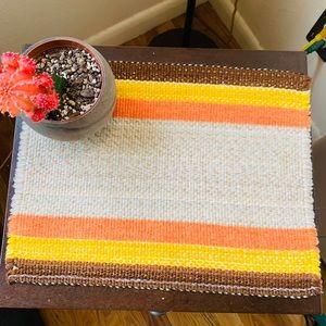 Vintage 70s woven placemats